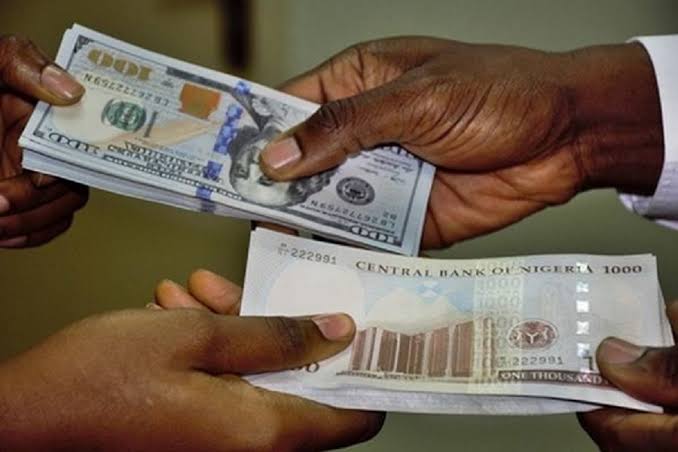  Naira Gains At Investors Window, Exchanges At 461.10 To A Dollar