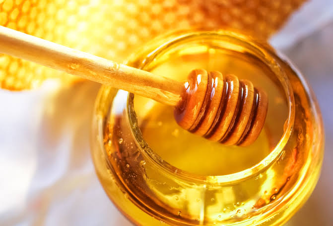  7 Amazing Ways To Include Honey In Your Daily Diet