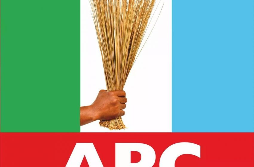  APC Claims Buhari Government Turn-Out 3 Million Jobs Annually – Ayodele Adewale