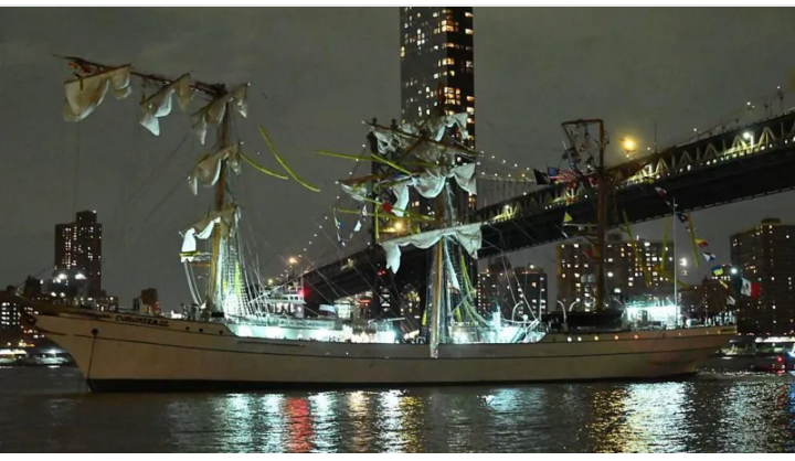 Tragedy Strikes As Mexican Navy Ship Collides With Brooklyn Bridge